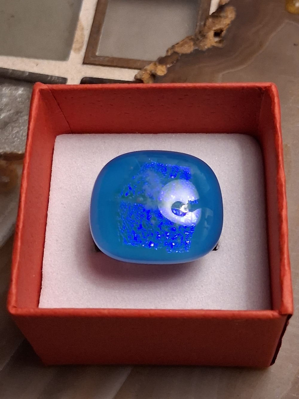 Iridescent Blue Glass Statement Ring - Picture 2 of 8